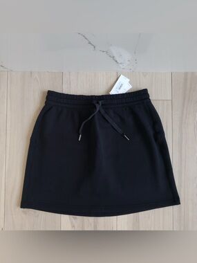 SPANX Black Skort